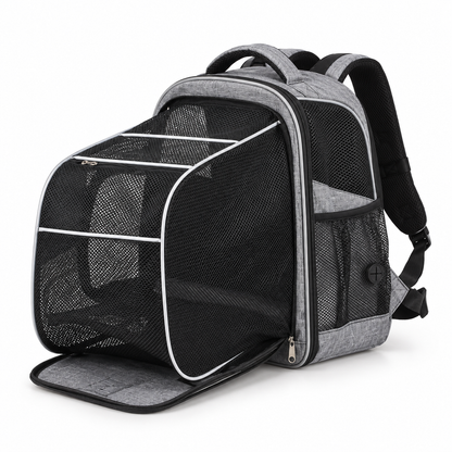 Sternengrauer Tatzenreise™ Rucksack mit geöffneter Netzerweiterung auf weißem Hintergrund